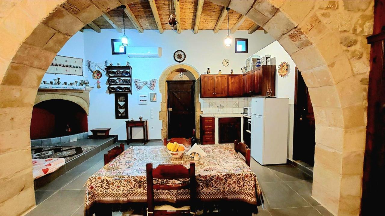 Traditional House Emmanouela อาฟานโท ภายนอก รูปภาพ
